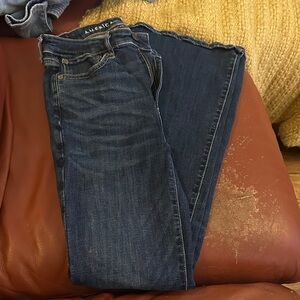 American Eagle Outfitters Next Level Stretch Blue Jeans